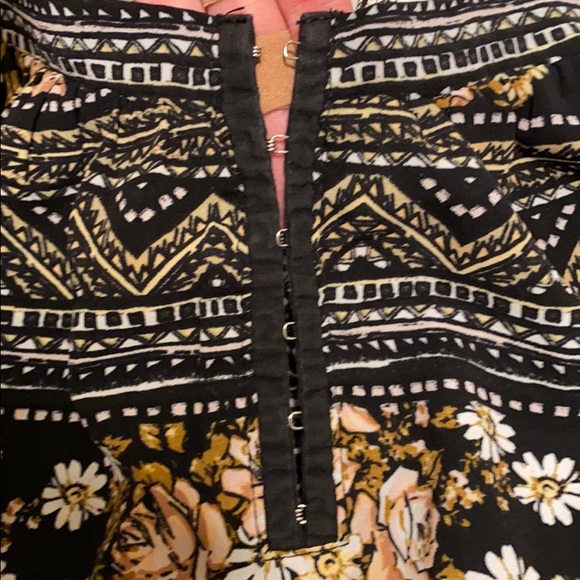 Crop top - Picture 2 of 2